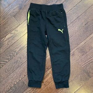 Puma sweatpants size 5